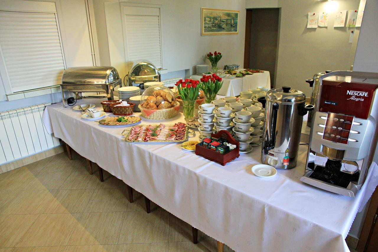Gosciniec Pod Zaglami Bed & Breakfast Skoki Duze Dış mekan fotoğraf